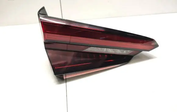 Audi A5 Tailgate rear/tail lights 8W6945093J 636531 636000