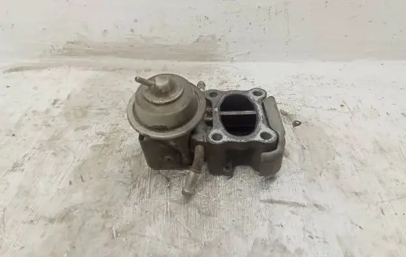 Honda Civic IX EGR valve