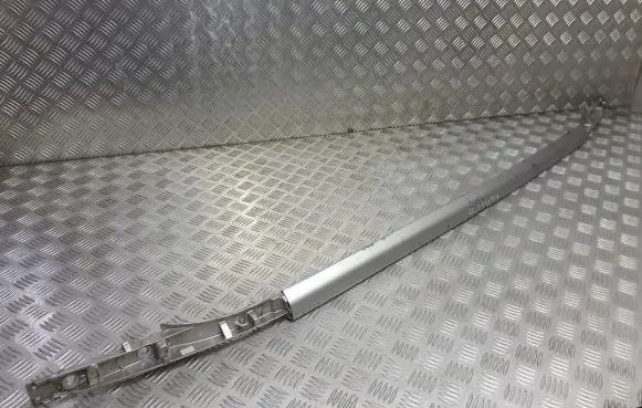 Toyota Avensis T250 Roof bar rail 63460-05032