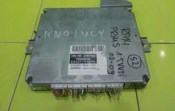 Toyota Prius (NHW20) Engine control unit/module 2750007803 RP14
