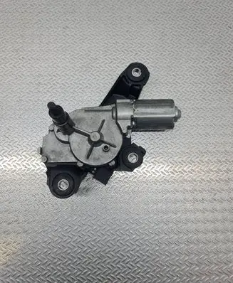Nissan Qashqai Rear window wiper motor 0390201820