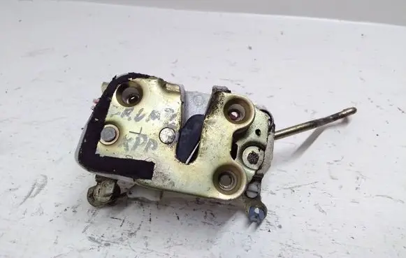 Opel Frontera A Front door lock