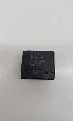 Lexus GS 300 350 430 450H Seat heating relay 8586405010 201815 87501AE010