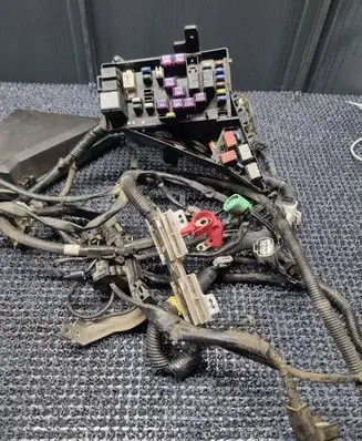 Subaru XV Fuse module 82241FJ010 207922