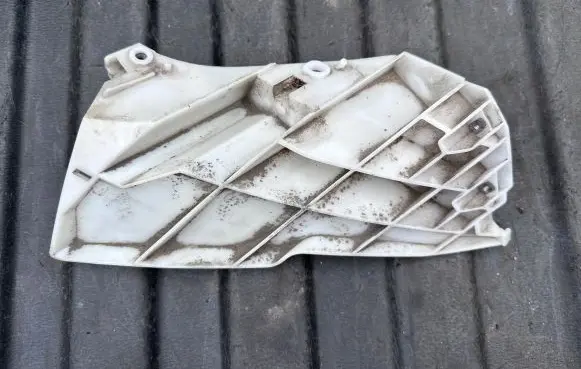 Infiniti FX Front bumper mounting bracket 620591CA0A