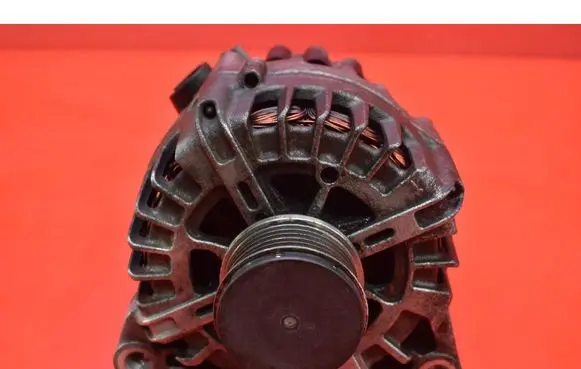 Citroen C5 Generator/alternator 9661544880