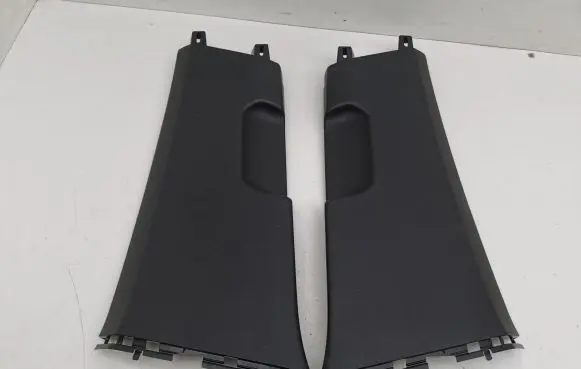 Volkswagen Golf VIII (B) pillar trim (bottom) 5H0867292 5H0867291