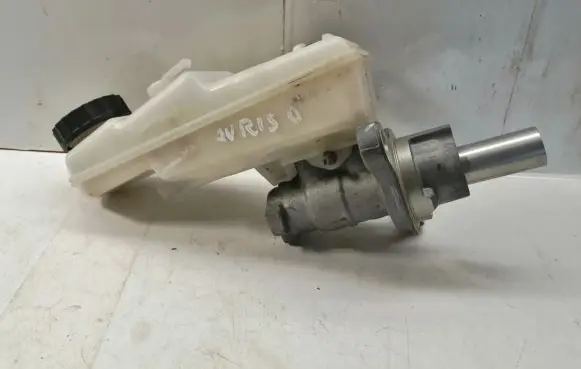 Toyota Auris 150 Master brake cylinder 4720109300 0204255239