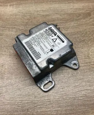 Renault Laguna I Airbag control unit/module 8200018830 550804400