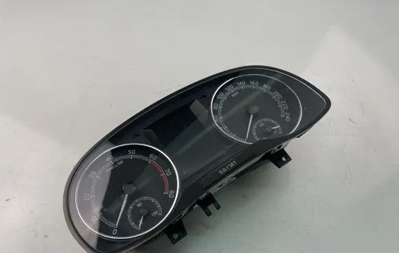Skoda Fabia Mk3 (NJ) Speedometer (instrument cluster) 6V0920740E