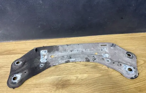 Volvo V70 Other under body part 
