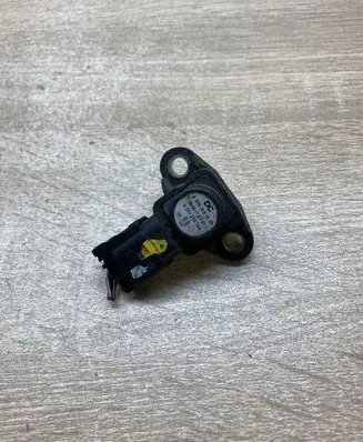Mercedes-Benz GL X164 Air pressure sensor A0061531528