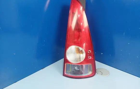 Renault Espace - Grand espace IV Rear/tail lights 8200027152