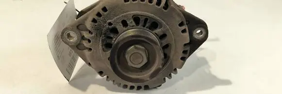 Toyota Corolla E160 E170 Generator/alternator 931757992