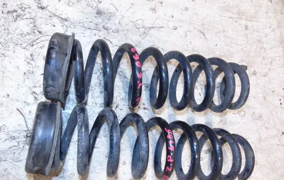 BMW 3 E90 E91 Rear coil spring 33536767336