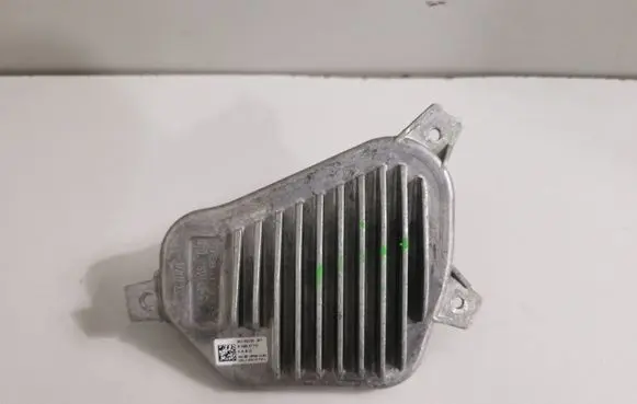 BMW 4 F32 F33 LED ballast control module 9096017