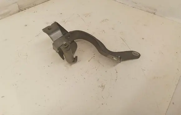 Audi Q7 4L Tailgate/trunk/boot hinge 4L0827299B