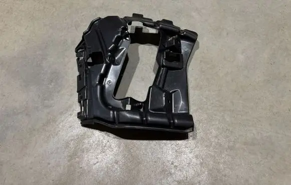 Volkswagen T-Roc Front bumper mounting bracket 2GA807724E