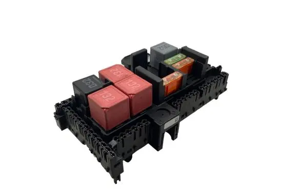 Mercedes-Benz C W203 Fuse box set A2059068501 529881F03