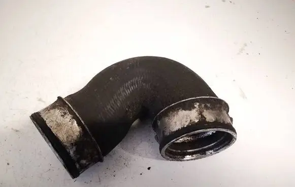 Volkswagen PASSAT B5 Intercooler hose/pipe