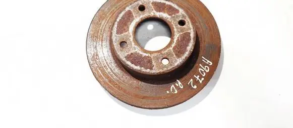 Nissan NV200 Front brake disc ventiliuojamas