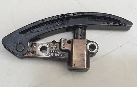Volkswagen Golf IV Timing belt/chain tensioner 021109467