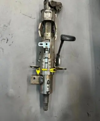 Citroen Jumpy Steering wheel axle 1811632100
