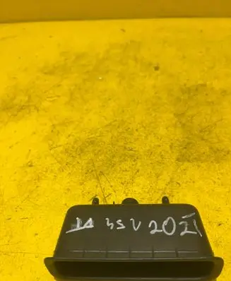 Toyota Corolla Verso AR10 Other interior part 748150F010