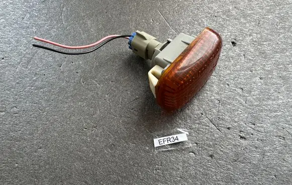 Opel Frontera B Front indicator light 97131931
