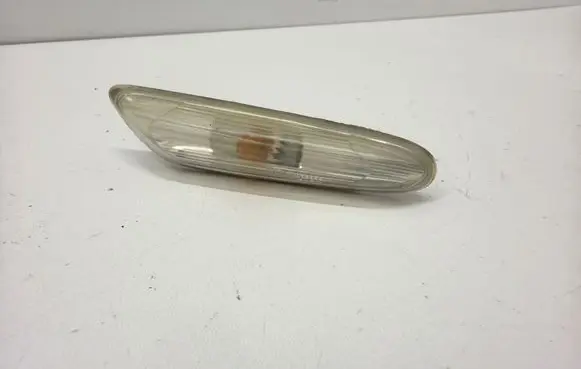 BMW 3 E90 E91 Front fender indicator light 6939816