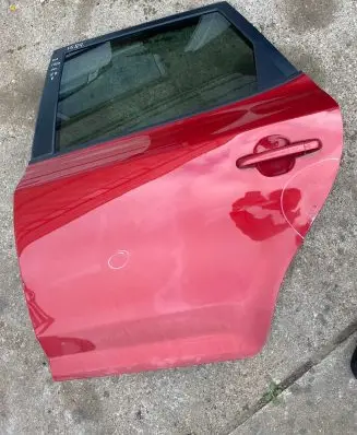KIA Ceed Rear door