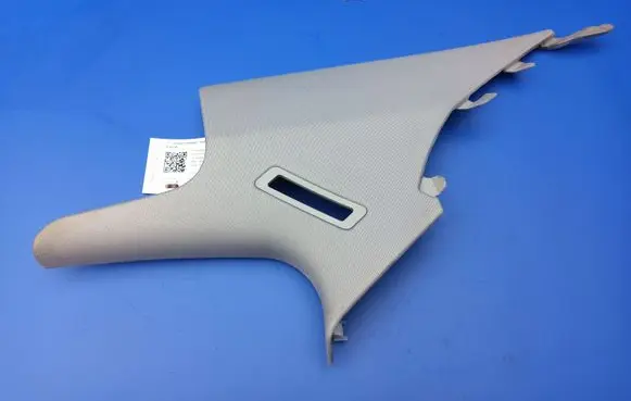 Mercedes-Benz C W204 (C) pillar trim A2046900625