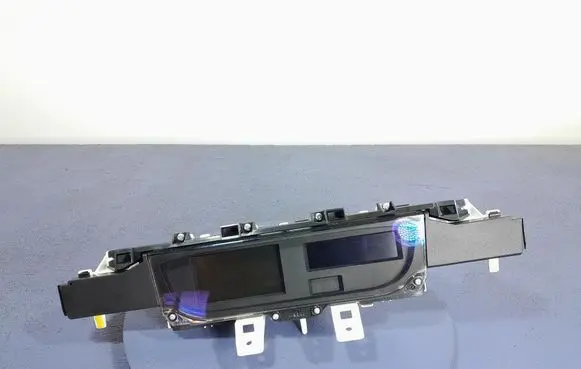 Mazda CX-7 Radio/CD/DVD/GPS head unit EH65611J0