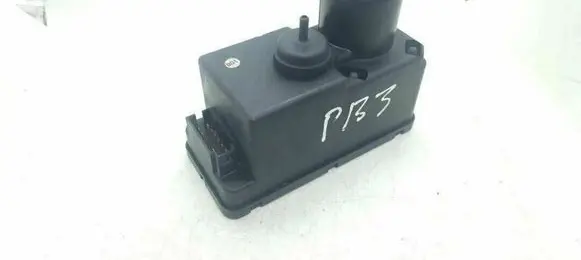Volkswagen Golf III Central locking vacuum pump 357862257