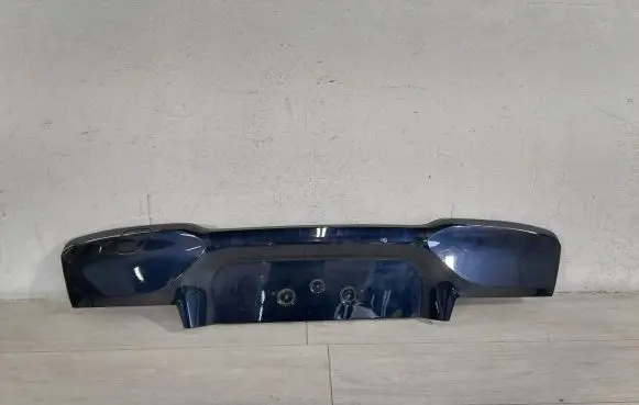 BMW i3 Rear bumper trim bar molding 7462336