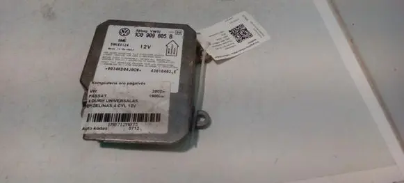 Volkswagen PASSAT B5.5 Airbag control unit/module 1C0909605B 5WK43124