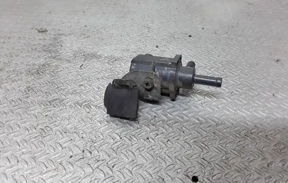 Toyota Prius (NHW20) Turbo solenoid valve 9091012259