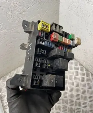 Volvo S40, V40 Fuse box set 30859714