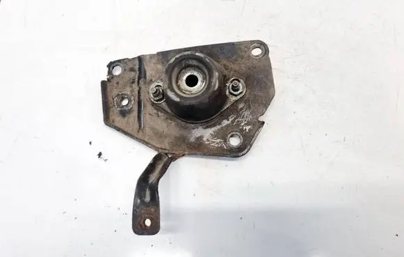 Citroen C4 I Engine mount bracket 96230491