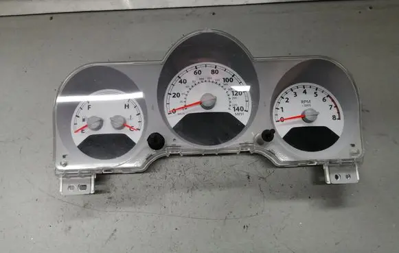 Chrysler PT Cruiser Speedometer (instrument cluster) 05107633AI CR0033033MOCO