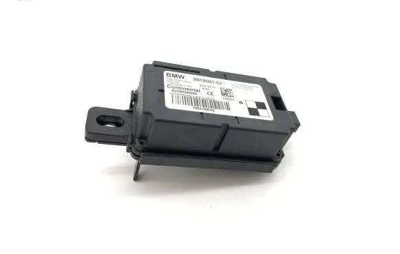 BMW X5 F15 Aerial antenna amplifier 9319081 A2C90360200