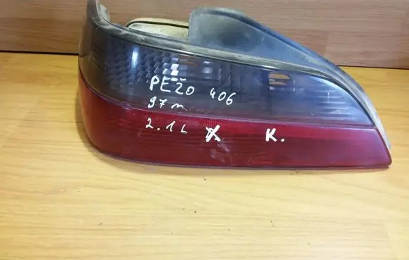 Peugeot 406 Rear/tail lights
