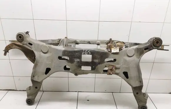 Volvo XC70 Rear subframe 09200153 8666988 101410