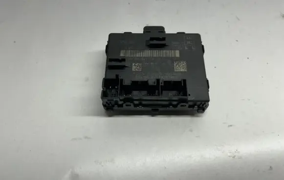 Audi A3 S3 8V Door control unit/module 8W1959395 8W1959395D