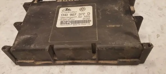 Volkswagen Golf III ABS control unit/module 1H0907379D