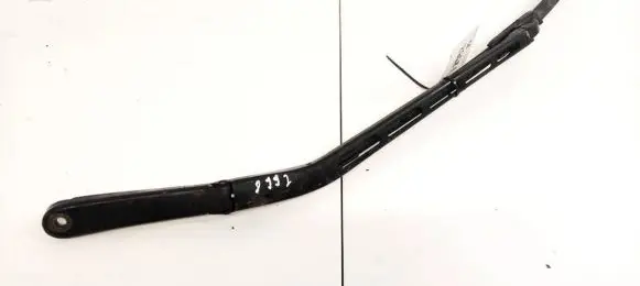 Mercedes-Benz C W203 Front wiper blade arm