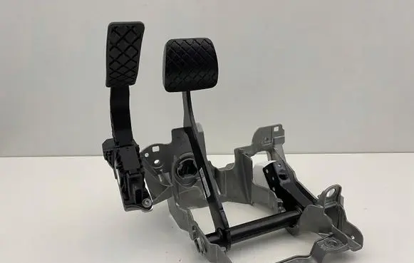 Audi A4 S4 B9 8W Brake pedal 8W2723117A