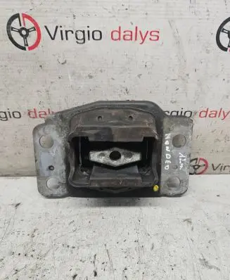 Ford Mondeo MK IV Engine mount bracket 6g917m121ac