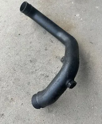 Intercooler hose/pipe