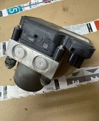 Peugeot Boxer ABS Pump 2265106516 3313200 0265956214
